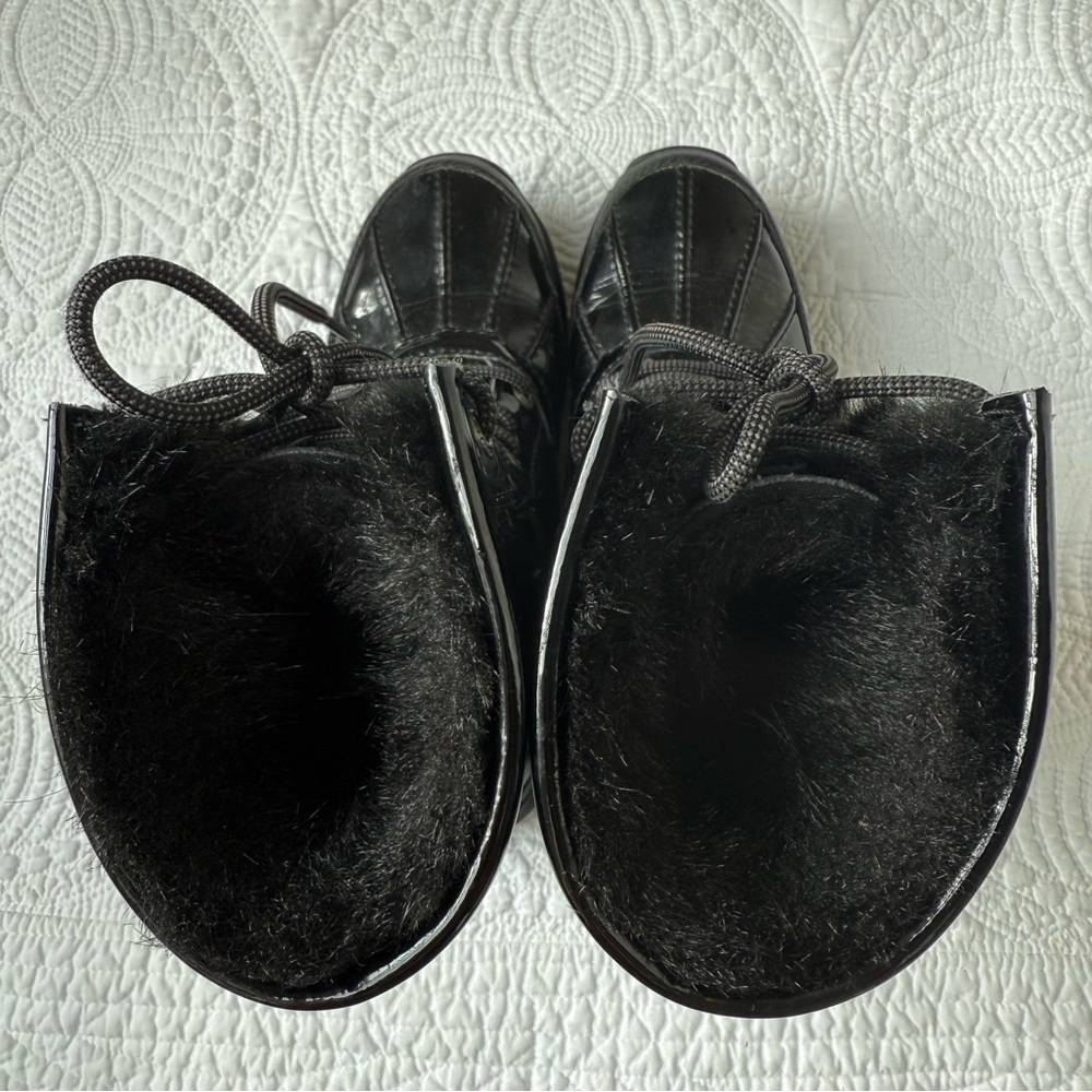 UGG Adirondack Boot Black Patent Waterproof Women’s 7 VGUC Winter - Picture 6 of 8